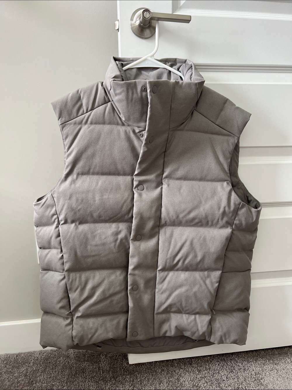 lululemon athletica Men's Quilted Gray Puffer Vest